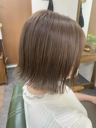 ショート カラー 永沼 真依のヘアスタイル