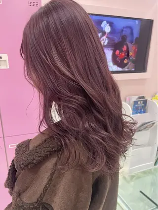 カラー 艶髪 🦋CON🦋のヘアスタイル