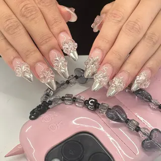 ネイル nachi 🎀のネイルデザイン