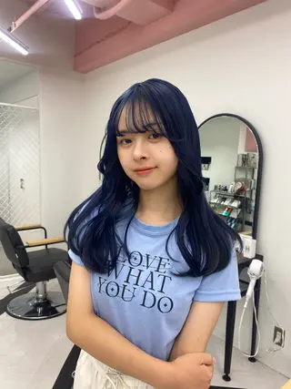 ロング カラー Shiori・:* 💫のネイルデザイン