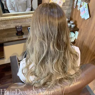 ロング カラー HairDesign Azurのヘアスタイル