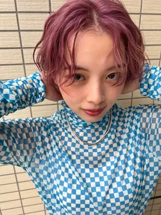 ショート カラー ヘアアレンジ SALOWIN藤沢店所属・サナ🌱 切りっぱなしボブのヘアスタイル