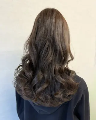 ロング カラー 🫧透明感カラー🫧 髪質改善/ 大村勇人のヘアスタイル