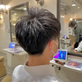 メンズ メンズパーマ 西條真治のヘアスタイル