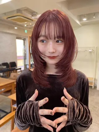 ミディアム カラー shiori/暖色/ レイヤー/似合わせのヘアスタイル