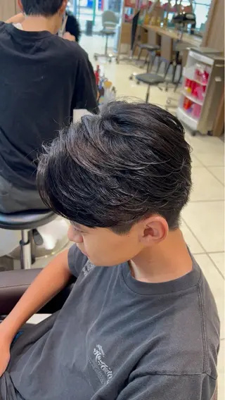 パーマ メンズ 曲がる縮毛矯正・パー マ💈副店長田中💈のヘアスタイル