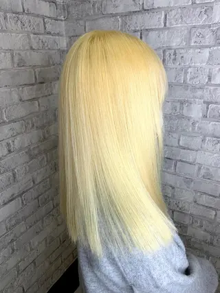 セミロング 髪質改善美容師 鈴木のヘアスタイル