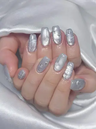 ネイル LEELA NAIL STUDIO所属・LEELA NAIL STUDIOのネイルデザイン