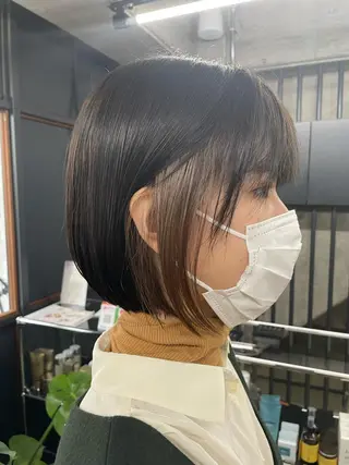 ミディアム ボブ/透明感カラー EMIRIのヘアスタイル