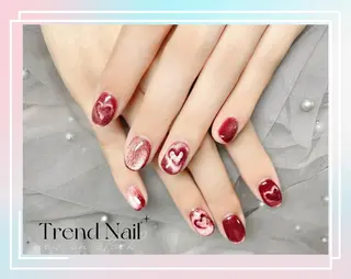 ミディアム トレンド ネイル スタジオのネイルデザイン