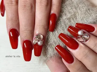 ネイル atelier la vita所属・lavita. mimuraのネイルデザイン
