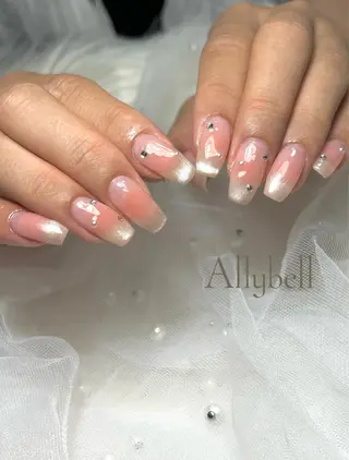 ネイル Allybell🫧 Ayakaのネイルデザイン
