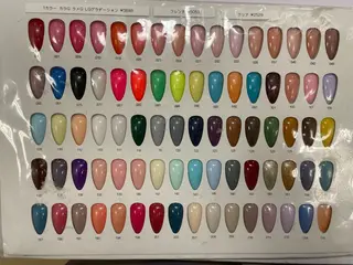 ネイル エーナイン 西友西町店所属・エーナイン イオン西町のネイルデザイン