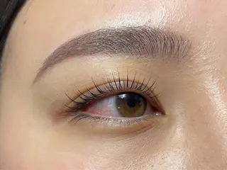 マツエク・マツパ 向井 萌華の眉毛・アイブロウイメージ