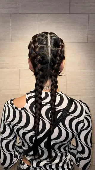 ロング u Eriko/ ヘアセット/美髪のヘアスタイル