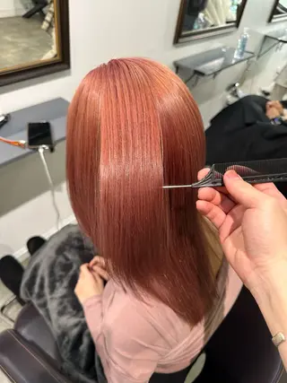 セミロング カラー ハイトーン🌈艶カラ ー✨ブリーチ/RYOのヘアスタイル