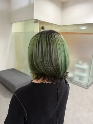 カラー 花島 来愛のヘアスタイル