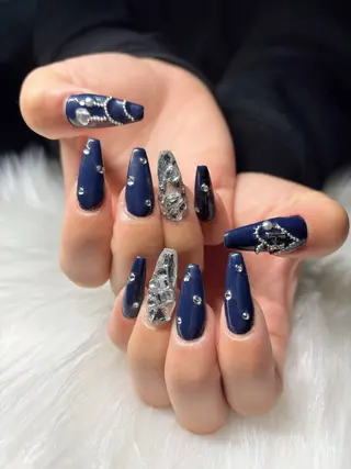 ネイル Natsumi _RIRANのネイルデザイン