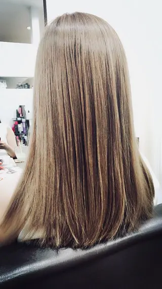 ミディアム カラー 阿久津 泰幸のヘアスタイル