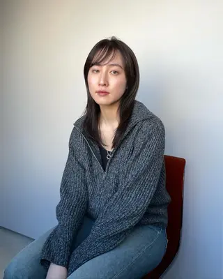 ミディアム 佐伯 和佳のヘアスタイル