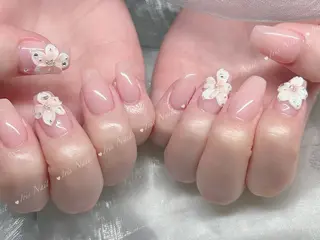 ネイル 藤田 月のネイルデザイン