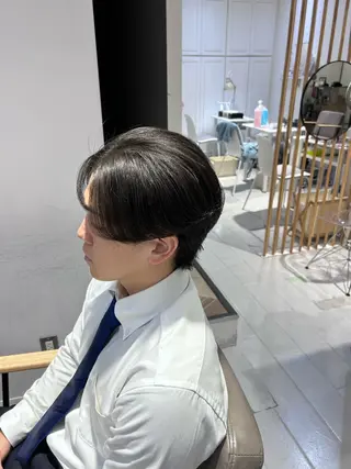 メンズ レイヤーカット🐺 hina🩶のヘアスタイル