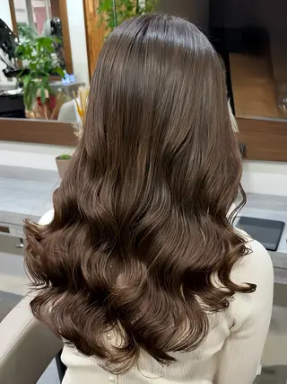 ロング パーマ コテ巻き/パーマ/艶 透明感/荻原凜太郎のヘアスタイル