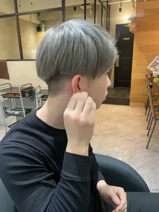 カラー メンズ hisano / ハイトーン・透明感のヘアスタイル