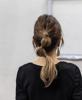 セミロング ヘアアレンジ Ruheplatz所属・HIKARI＠ Ruheplatzのヘアスタイル