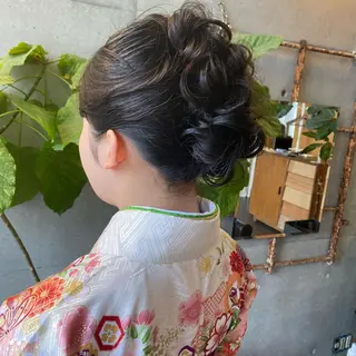 セミロング カラー パーマ ヘアアレンジ メンズ キッズ ネイル マツエク・マツパ モリモト サナのヘアスタイル