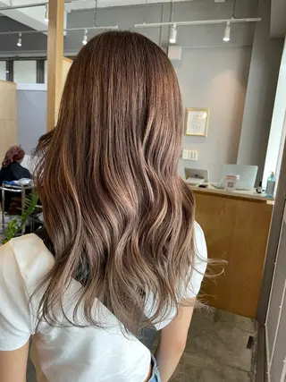 ロング カラー miloc那覇 MIKUのヘアスタイル