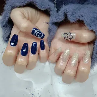 ネイル 金井 奈々のネイルデザイン