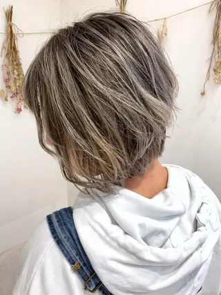 ショート カラー 学割 悟 韓国風艶髪縮毛矯正のヘアスタイル