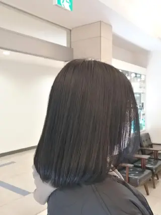 ミディアム 鈴木 さやかのヘアスタイル