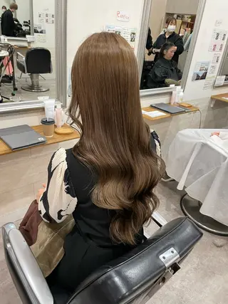 カラー 艶髪🥣透明感カラー 🫧前田奈津実のヘアスタイル