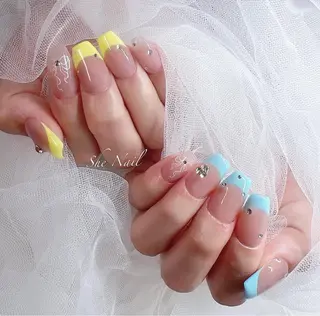 ネイル She   Nail所属・ISA_ BELLAのネイルデザイン