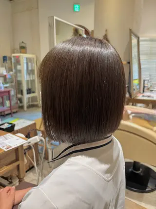 ミディアム かとう なこ🐾ストレートのヘアスタイル