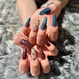 ネイル GRANDEUR焼津 Nana🦖のネイルデザイン