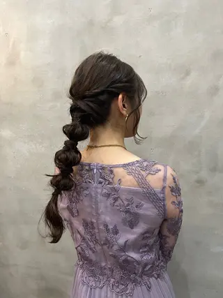 ロング ヘアアレンジ 艶髪/ハイトーン/ ヘアセット/モエノのヘアスタイル