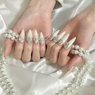 ネイル WISTERIA megumiのネイルデザイン