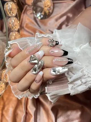 ネイル 23時まで❤︎韓国、 ワンホンネイルのネイルデザイン