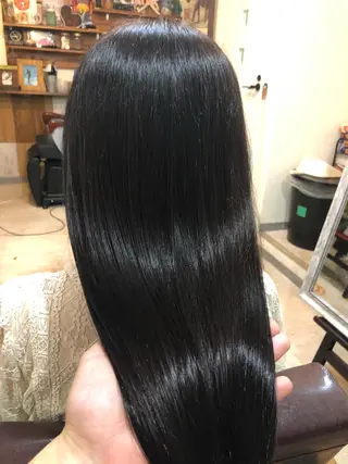 ロング Lia所属・縮毛矯正の達人 ☆ 松本のヘアスタイル