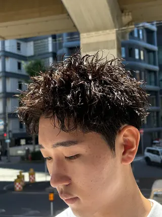 ショート パーマ メンズ KING of hair by NOISMメンズサロン梅田茶屋町店所属・茶屋町メンズサロン 小野湧翔のヘアスタイル