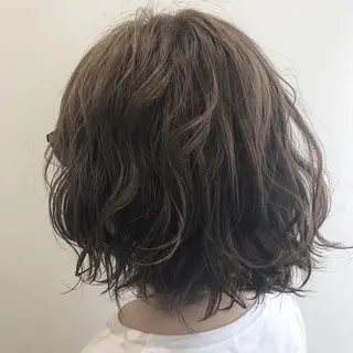 ショート カラー 店長 大方康暉のヘアスタイル