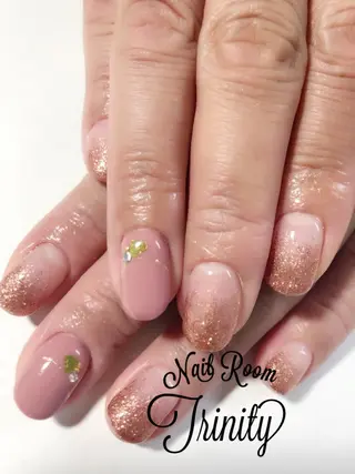 ネイル Trinity staffのネイルデザイン