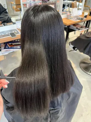 セミロング u n aのヘアスタイル