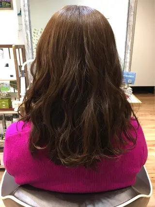 セミロング カラー 青野 文香のヘアスタイル
