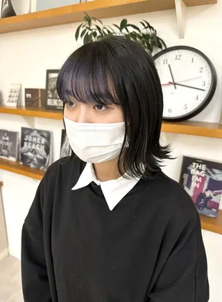 カラー リンダ所属・ベージュ/顔周り カット/スズキのヘアスタイル