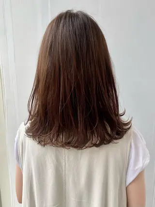 ミディアム カラー 藤原 侑香のヘアスタイル
