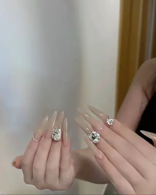 ネイル DEMAIN- 🕊️のネイルデザイン